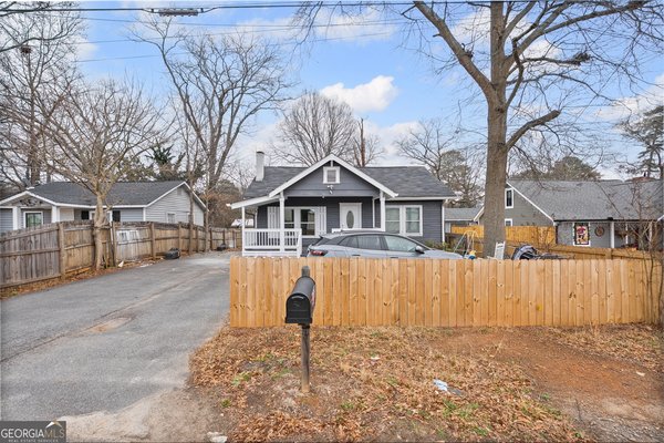 1661 Joyner Avenue Marietta