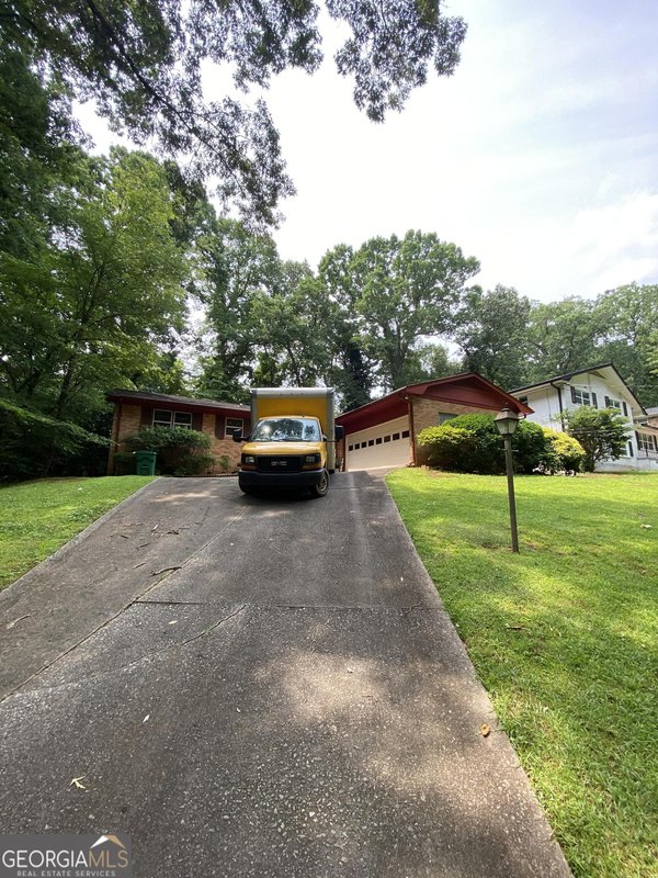 2464 Glenrock Drive Decatur