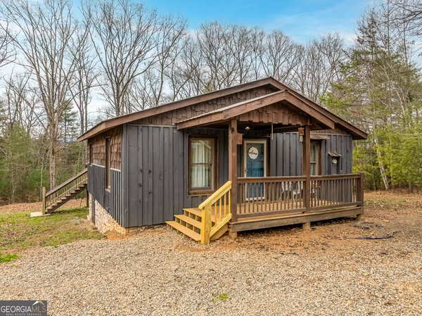 684 Ash Loop Road, Blue Ridge