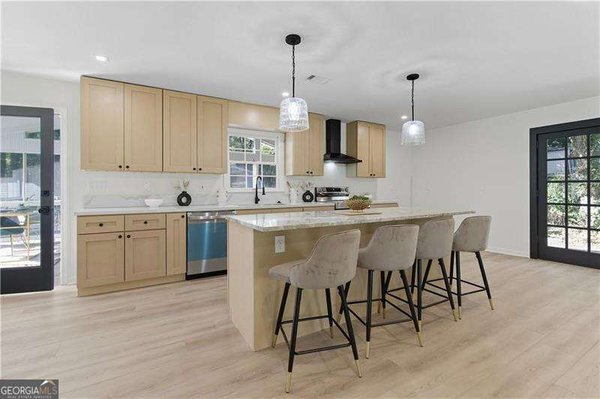 1198 Seminary Drive, Marietta