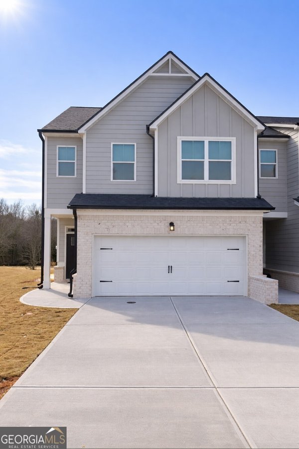 594 Madison Street Commerce