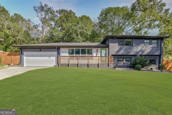 2344 Belmont Drive Decatur