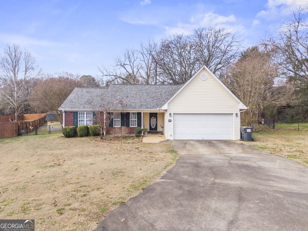 30 Hedgerow Court, Cartersville