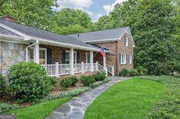 690 Fair Oaks Manor Atlanta