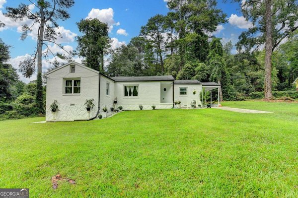 6654 Old Covington Road, Lithonia