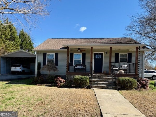 15 Taylor Street Summerville