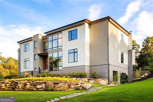 4232 Edgewood Court Marietta