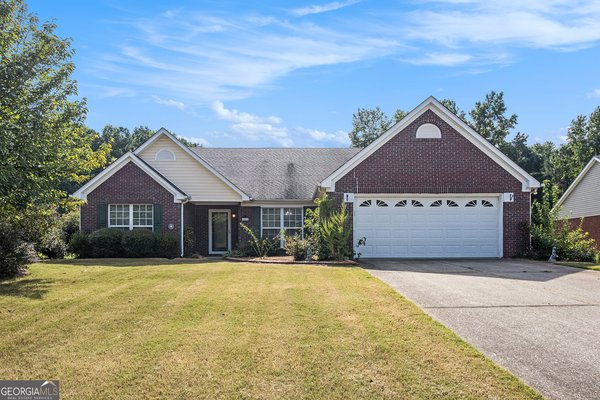 6103 Portsmouth Drive, Flowery Branch
