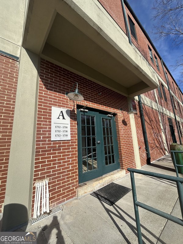 1755 Liberty Lane Roswell