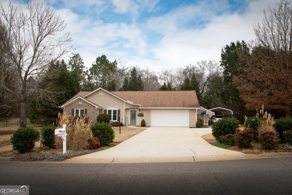 24 Austin Way, Jefferson