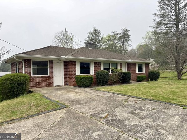 1077 Highway 76 Clayton