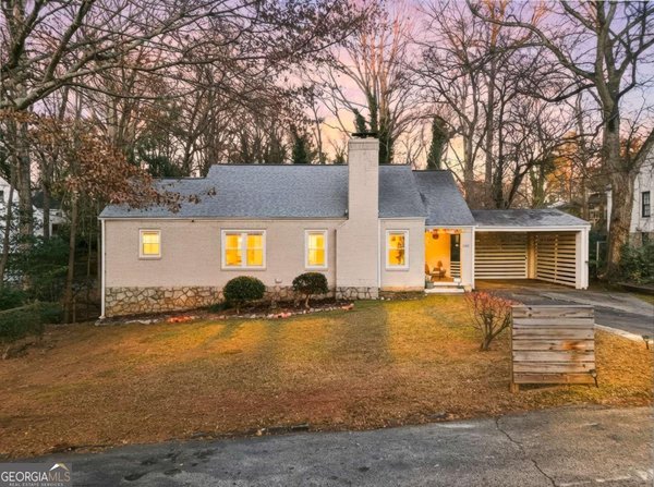 main picture of 2323 Venetian Drive, Atlanta