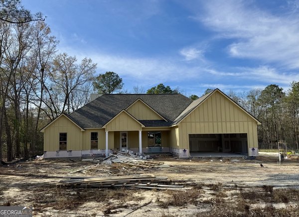 157 Country World Drive, Macon