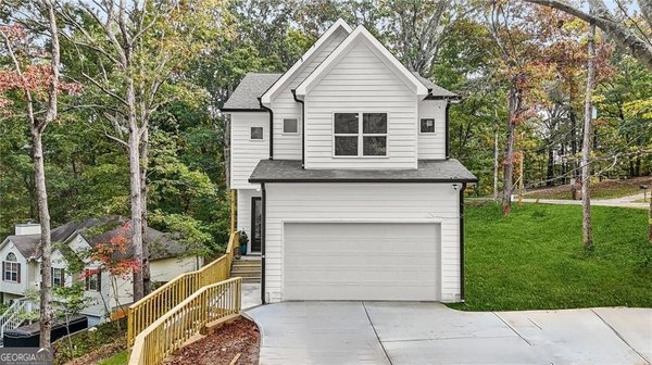 3925 Pine Shore Circle, Gainesville