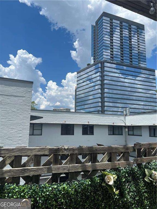 3649 Peachtree Road, Atlanta