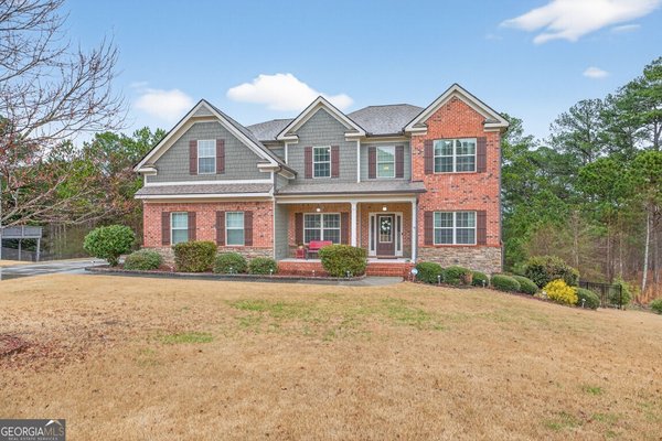 1393 Silver Thorne Court, Loganville
