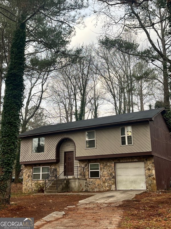 455 Paxton Place Riverdale