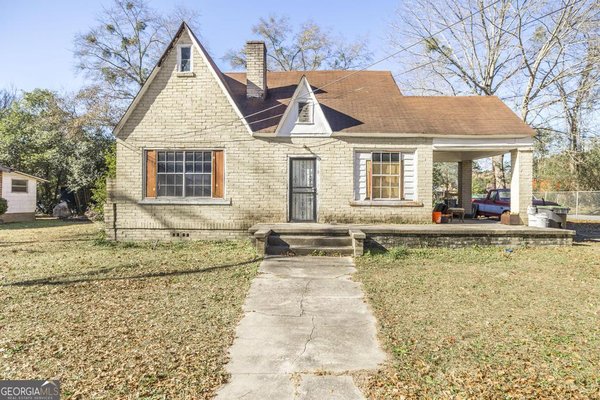 896 Roseview Drive, Macon