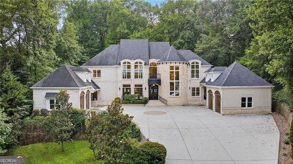 3620 Cloudland Drive Atlanta