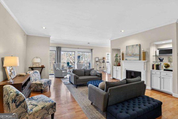 2921 Lenox Road, Atlanta