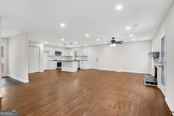 3251 Stoney Acres Drive Kennesaw