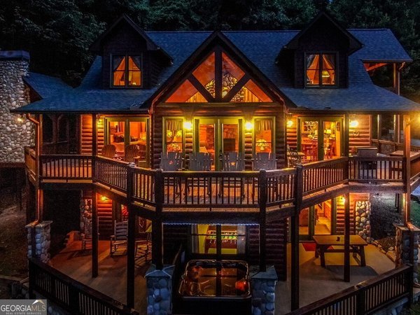 175 Cochise Road, Blue Ridge