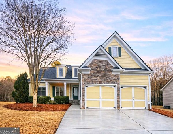 858 Sweetwater Bridge Circle Circle, Douglasville