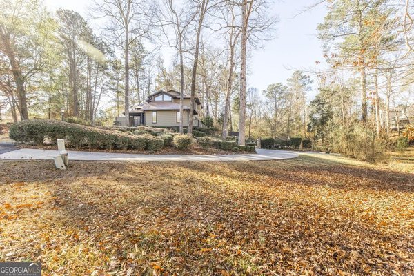 2697 Carriage Court, Macon