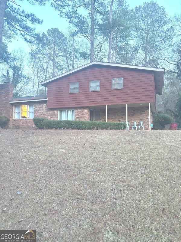 1933 Deerwood Place, Macon
