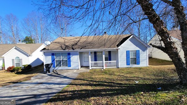 5609 Eagles Feather Lane Riverdale