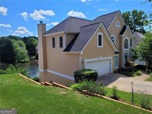 2285 Wildwood Lake Drive, Suwanee