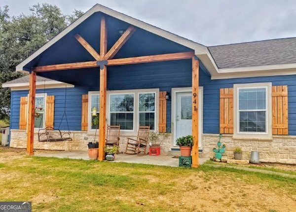 230 Vaughn Circle, Griffin