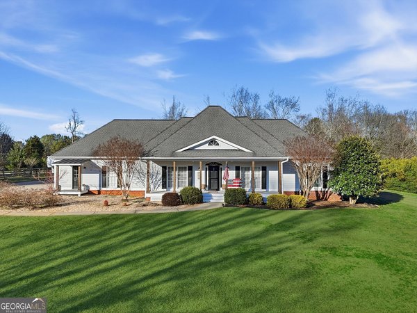 5040 Meadow Creek Drive, Cumming