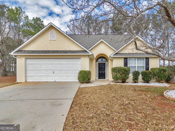 729 Old Stone Court Stockbridge