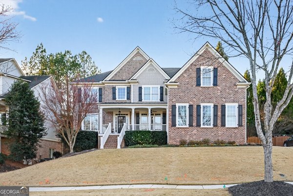 8023 Sleepy Lagoon Way, Flowery Branch