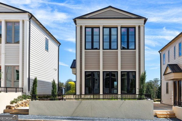 235 Rolison Way, Fayetteville