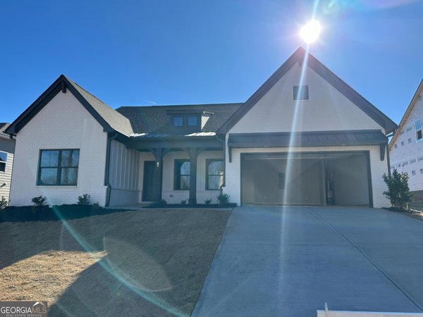 87 Rose Lake Court, Hoschton