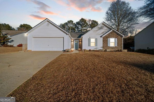 2915 Evergreen Eve Crossing, Dacula