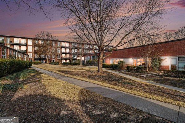 Peachtree Malone Condo Bldg