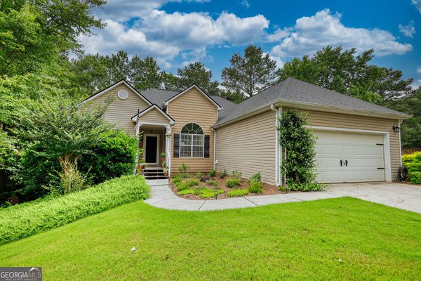 1248 Rockview Court, Loganville