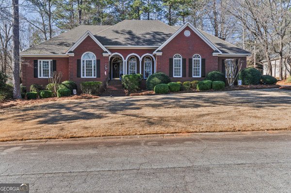 204 Carriage Way, Macon