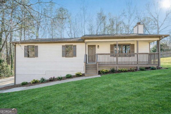 1980 Morgan Trace, Canton