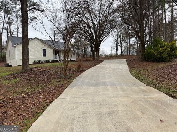 4382 Highway 42, Locust Grove