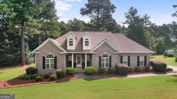 221 Creekside Drive, Arnoldsville