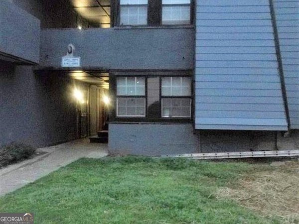 5918 Sutcliff Square, Lithonia