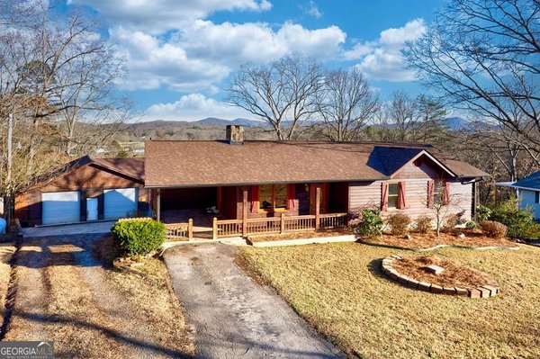 716 Lakeview Circle, Morganton