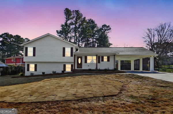 2120 Knighton Drive, South Fulton