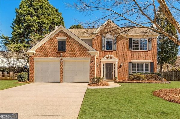 120 Lyndhurst Court, Roswell