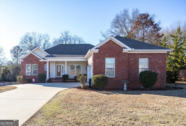 420 Southland Trail, Byron