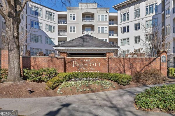 11 Perimeter Center, Kennesaw